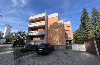 Wohnung kaufen in 85757 Karlsfeld, **Gewachsene Wohnlage** Sanierungsbedürftige 2,5 Zi.-Wohnung im 2. OG mit Balkon und Dachterrasse