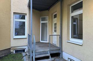 Wohnung kaufen in Hinter Dem Chor, 23966 Altstadt, 2 Zimmer mit Aufzug, Terrasse und PKW-Stellplatz - Leerwohnung