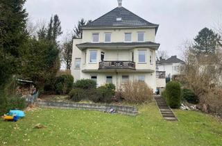 Villa kaufen in 24220 Flintbek, Flintbek - Modernisierte Altbauvilla mit fünf Wohneinheiten