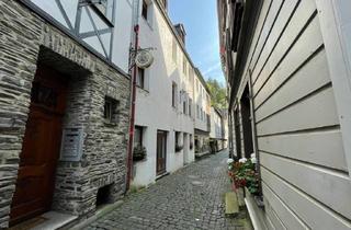 Mehrfamilienhaus kaufen in 52156 Monschau, Monschau - Mehrfamilienhaus mit Ferienwohnungen im Zentrum vom Monschau