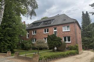 Anlageobjekt in 24306 Plön, Gepflegtes Mehrfamilienhaus in Plön mit Baugrundstück und Renditepotential