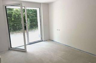 Wohnung kaufen in Schliffkopfstraße 5/1, 71083 Herrenberg, Zuhause alt werden: 2-Zimmer-Wohnung mit Westterrasse & Garten - mit Betreuung *Reserviert*