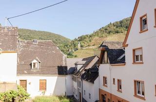 Einfamilienhaus kaufen in 56856 Zell, Einfamilienhaus in Zell Kaimt mit großer Terrasse und Garage - Viel Platz für die Familie