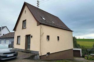 Einfamilienhaus kaufen in 66919 Herschberg, +++Freistehendes Einfamilienhaus mit Panoramablick Garten, Garagen am Ortsrand in ruhiger Höhenla...