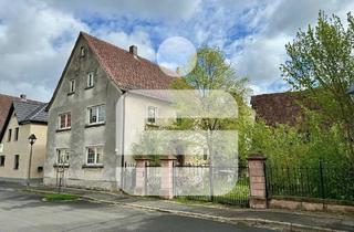 Haus kaufen in 91462 Dachsbach, Dachsbach - Attraktiv für eigene Ideen...Wohnhaus mit Anbau & Scheune in Dachsbach