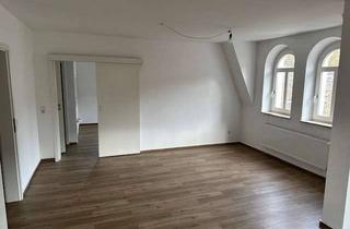 Wohnung mieten in 57548 Kirchen, Schöne 4-Zimmer-DG-Wohnung mit gehobener Innenausstattung mit Balkon in 57548