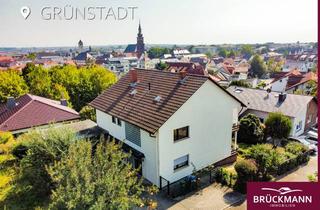 Anlageobjekt in Auf Der Halde, 67269 Grünstadt, Mehrfamilienhaus mit traumhafter Aussicht (und Ausbaupotential) in bester Wohnlage von Grünstadt!