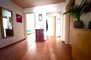 Wohnung kaufen in 73460 Hüttlingen, Reserviert! Familienfreundliche Dachgeschosswohnung in beliebter Lage