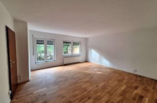 Wohnung kaufen in Alt-Niederhofheim 65, 65835 Liederbach, 2,5 Zimmer Souterrain-Wohnung mit Terrasse zu verkaufen in Liederbach/Taunus