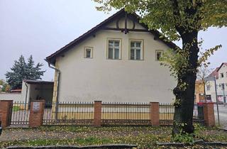 Einfamilienhaus kaufen in 15517 Fürstenwalde, Einfamilienhaus mit ca. 180 m² auf 720 qm Grundstück inkl. Nebengebäude für Gewerbe