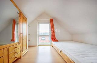 Wohnung kaufen in 76835 Roschbach, Charmante 2,5-Zimmer-Dachgeschosswohnung mit Balkon