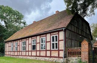 Haus kaufen in 17219 Möllenhagen, Historisches Pfarrhaus Groß Varchow – Authentisches Fachwerkjuwel mit Potenzial zur Selbstversorgung