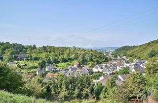 Grundstück zu kaufen in 53547 Leubsdorf, "Ihr Traumgrundstück in Leubsdorf: Ruhige Hanglage am Ende einer Sackgasse mit herrlicher Aussicht"