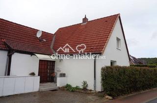 Haus mieten in 24576 Bad Bramstedt, Bad Bramstedt Haushälfte 4 Zi. EBK Vollbad mit Dusche 100 qm, Terrasse mit Garten