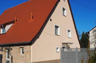 Wohnung mieten in 90592 Schwarzenbruck, Fachwerk-Schmuckstück! 3-Zimmer-Maisonette-Wohnung auf 3 Etagen mit Süd-Terrasse und Garten