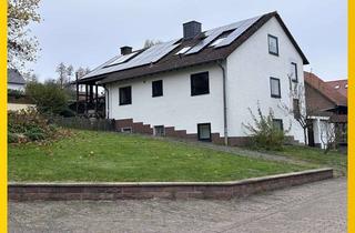 Haus kaufen in 37127 Scheden, Energetisch richtig gut! Flexibel nutzbares Wohnhaus mit PV-Anlage, Solarthermie und tollem Garten