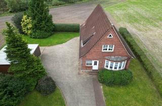 Einfamilienhaus kaufen in Hauptstraße, 25712 Brickeln, Einfamilienhaus mit Charakter - Großzügiges Grundstück in ruhiger Lage