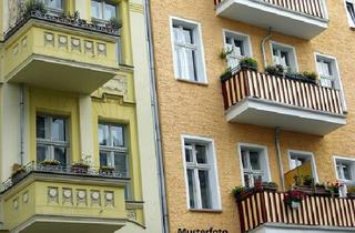 Mehrfamilienhaus kaufen in Bahnhofstraße, 83555 Gars Bahnhof, Mehrfamilienhaus mit 3 Garagen