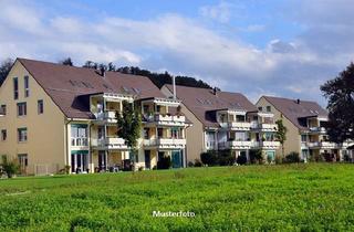 Mehrfamilienhaus kaufen in Kirchweg, 36132 Eiterfeld, Mehrfamilienhaus mit 3 Wohnungen, 2 Stellplätze