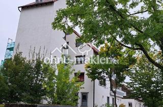 Wohnung kaufen in Uhlandstraße, 72351 Geislingen, Stilvolle, gepflegte 4-Raum-Maisonette-Wohnung in Geislingen mit Blick auf die Burg Hohenzollern