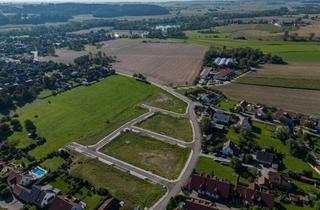 Grundstück zu kaufen in Hans-Döbel-Straße, 85402 Kranzberg, Gemeinde Kranzberg verkauft 2 Grundstücke