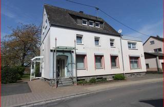 Haus kaufen in 55758 Kempfeld, Wohn- und Geschäftsgebäude im Herzen des Hochwalds