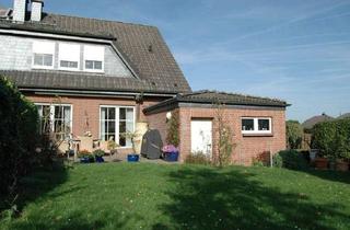 Einfamilienhaus kaufen in 59439 Holzwickede, Besonders großes Einfamilienhaus! Auch für zwei Generationen! Mit großer Garage und Südgarten!