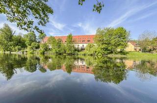 Wohnung kaufen in 06108 Saaleaue, Privatsphäre garantiert - gehobene 3-Zi.-Maisonette auf der Peißnitzinsel in Halle (Saale)