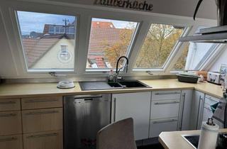 Wohnung kaufen in 73257 Köngen, ZENTRALE STADTWOHNUNG MIT GARAGE - 5-Zi.-Maisonette-Whg., Dachterrasse in Kirchheim - 136-24