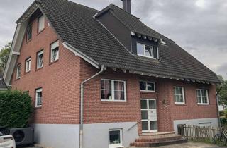 Wohnung kaufen in 58730 Fröndenberg, Vermietete Dachgeschosswohnung mit Balkon und 2 Stellplätzen