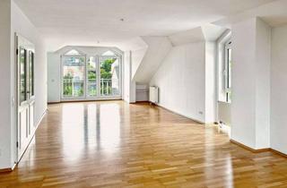 Wohnung kaufen in 53842 Troisdorf, Wunderschöne großzügige Dachgeschosswohnung mit drei Balkonen in Troisdorf