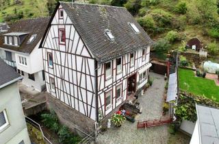 Einfamilienhaus kaufen in 55422 Bacharach, Malerisches Einfamilien-Fachwerkhaus mit Garten zum Verlieben