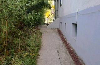 Wohnung kaufen in 96132 Schlüsselfeld, Schlüsselfeld - In Wien, 1Zi ETW 30qm mit Garage, 2 Kellern