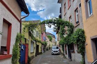 Villa kaufen in Pfaugasse 00, 55276 Oppenheim, Alte Stadtvilla mit vier Wohneinheiten in der Altstadt zu verkaufen - eine Rarität mit Geschichte-