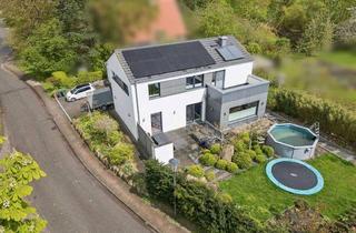 Haus kaufen in Dorfstraße, 24253 Fahren, Gehoben und neuwertig: Modernes, freundliches KfW-70-Haus mit PV-Anlage in seenaher Lage von Fahren