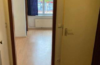 Wohnung mieten in Westerstraße, 26826 Weener, Ideal für Pendler: 1-Zimmerwohnung zum Selbstrenovieren!