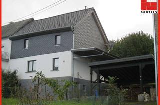 Einfamilienhaus kaufen in 56317 Urbach, Einfamilienhaus – modernisiert – gr. Carport – Scheune