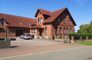 Haus kaufen in 31867 Lauenau, Charmante Hofstelle in bester Lage