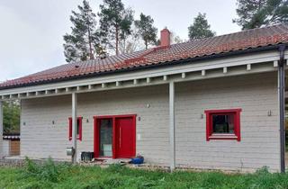 Haus kaufen in 92364 Deining, Komfortables Massivholzhaus mit großem Grundstück in ruhiger Lage/Wald und 5,5-Raum-Haus in Deining