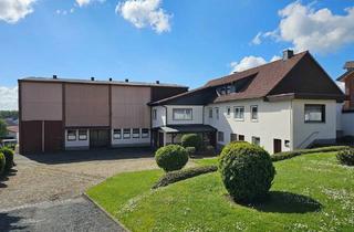 Haus kaufen in Marburger Straße 14, 35088 Battenberg, Battenberg - Gepflegtes Wohnhaus mit großer Halle und Baugrundstück in Battenberg - PROVISIONSFREI!