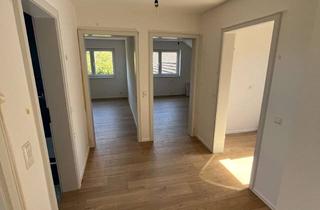 Wohnung mieten in 77654 Offenburg, Frisch renovierte 5-Zimmer-DG-Wohnung in Offenburg/Zell-Weierbach mit EBK und Balkon