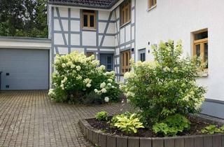 Wohnung mieten in 53937 Schleiden, Kernsanierte, gemütliche 3,5 Zi-Wohnung mit Gartenmitbenutzung zum 01.12.24 zu vermieten