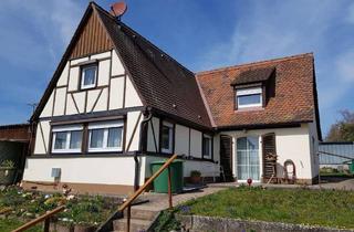 Einfamilienhaus kaufen in 91560 Heilsbronn, Charmantes Einfamilienhaus mit viel Potenzial und wunderschönem Garten