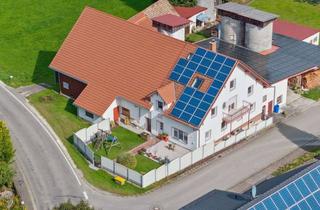 Haus kaufen in 89296 Osterberg, Wohnhaus mit zusätzlichen Wirtschaftsflächen auf großem Grundstück in Osterberg