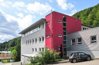 Büro zu mieten in Mauchentalstraße 71, 72574 Bad Urach, Helle Büroetage * Internetrate (bis 1 Gbit/s) * Bj. 2004 * Großer Multifunktionsraum