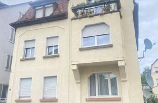 Wohnung kaufen in 73728 Esslingen, Esslingen am Neckar - 2-Zimmer-Dachgeschoss: Ihr neues zu Hause mit Weitblick