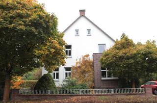 Wohnung mieten in 32427 Minden, Modernisierte 4-Zimmer-Wohnung mit Balkon und Gartenanteil inkl. Gartenhaus in 32427, Minden