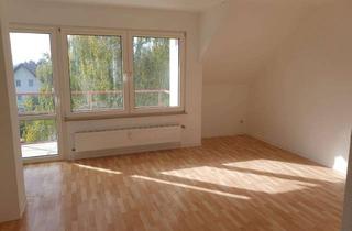 Wohnung mieten in Grobestraße 13a, 39435 Borne, Frisch saniert: 4-Zimmer-Wohnung mit Balkon und Gäste-WC