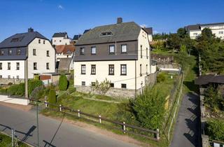 Haus kaufen in 09390 Gornsdorf, Idyllisches Zweifamilienhaus im Erzgebirge mit großem Potenzial für Ihr Traumzuhause!