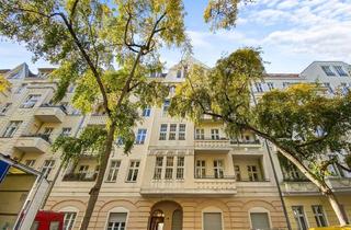 Wohnung kaufen in Kamminer Straße 36, 10589 Charlottenburg, CHARMANT UND BEZUGSFREI: Helle Wohnung in attraktivem Altbau nahe Schloss Charlottenburg